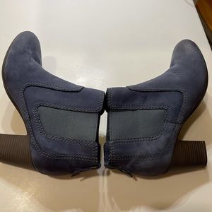 Clarks Bendables boots